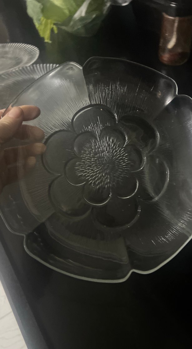 Çiçek Desenli Bej Cam Tabak - Görsel 3