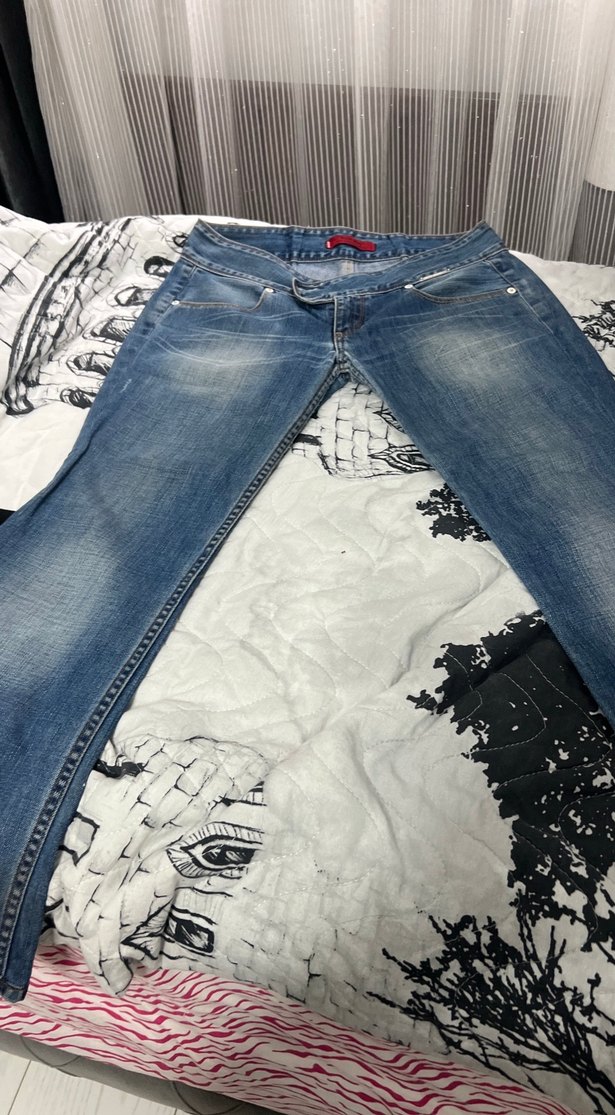 Mavi Yıkamalı Dar Kesim Jean — görsel 5/9