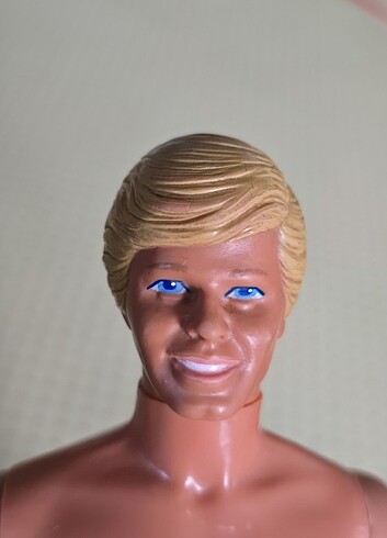 Beden Barbie vintage ken