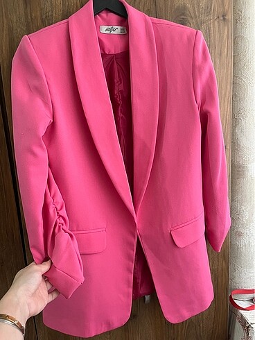 Diğer Hiç kullanılmadı pembe blezır ceket