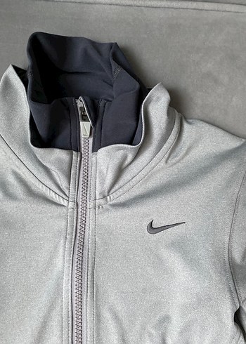 m Beden Gri Nike Fermuarlı Yüksek Yakalı Spor Ceket