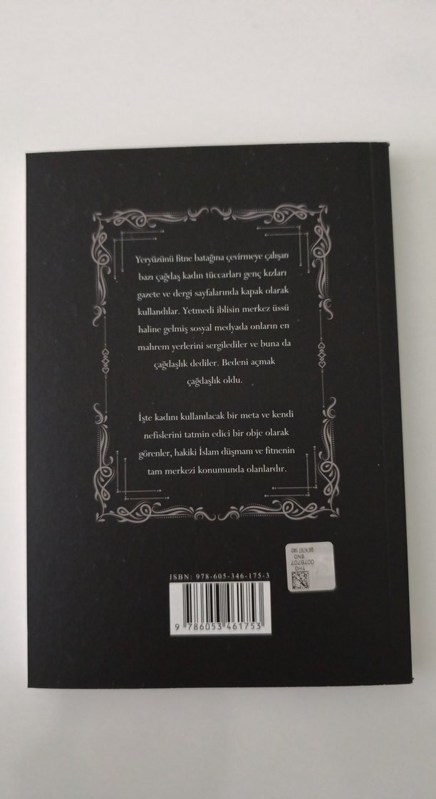 Çarşaf Kadının Kalesidir - Nesibe Çelik - Görsel 2