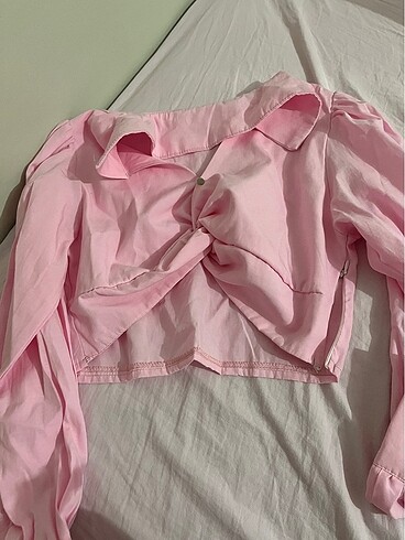 Pembe Bluz