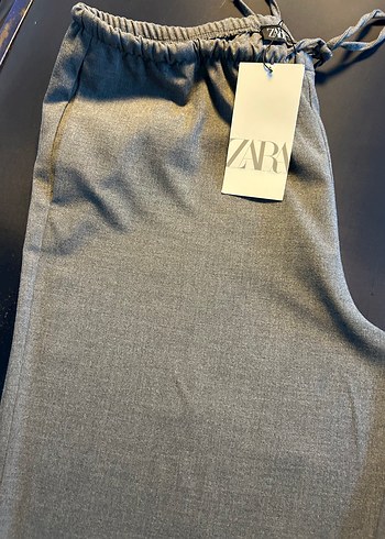 s Beden ZARA DÖKÜMLÜ PALAZZO PANTOLON Kadın Gri Keten Midi KumaşPantolon