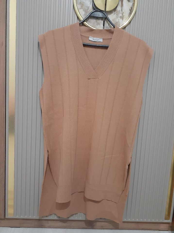 Bej V Yaka Kadın Triko Süveter - Görsel 2