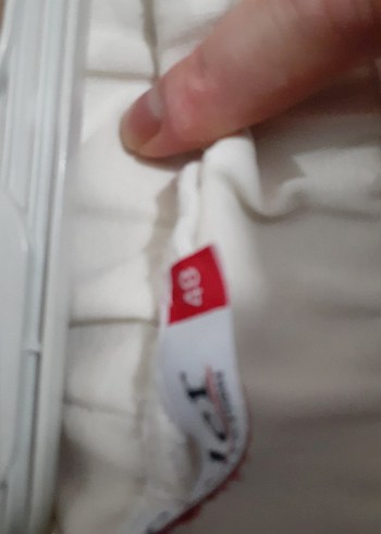 Düğmeli Beyaz Kadın Kumaş Pantolon - Görsel 5