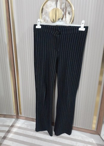 Çizgili Pilili Kadın Kumaş Pantolon - Görsel 2