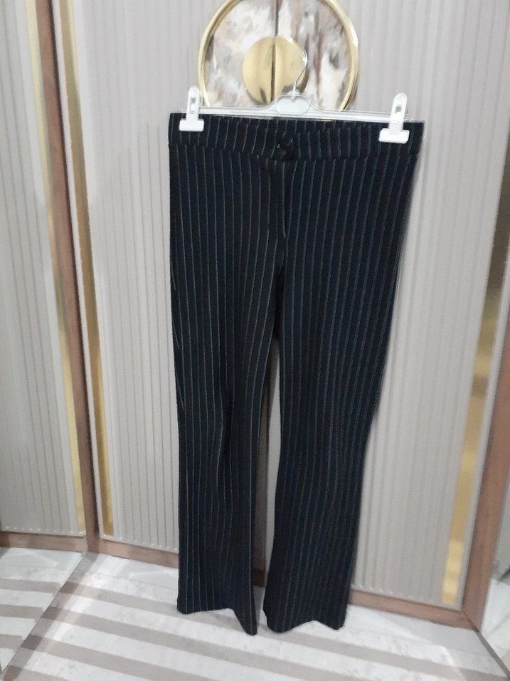 Çizgili Pilili Kadın Kumaş Pantolon - Görsel 2