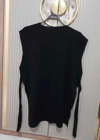 Kadın Siyah V Yaka Kolsuz Süveter - Görsel 2