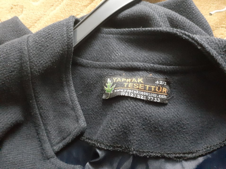 Düğmeli Siyah Uzun Kadın Kaban - Görsel 3