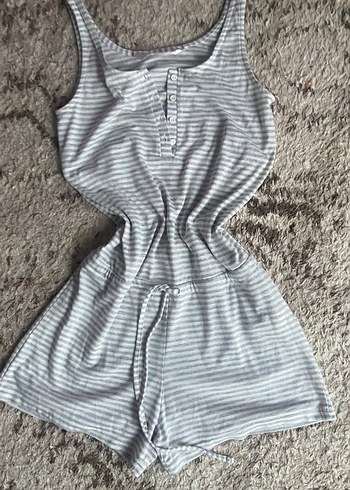 Gri Düğmeli Kolsuz Mini Tulum - Görsel 2