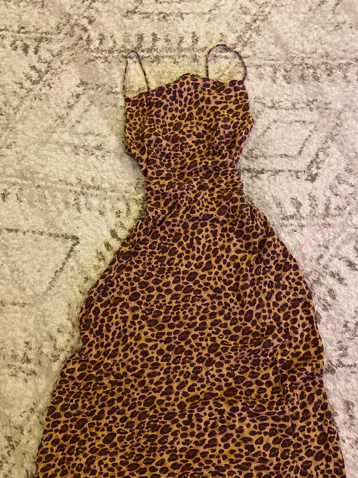 Kahverengi Leopar Desenli Uzun Askılı Elbise - Görsel 4