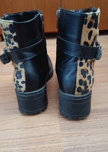 Kahverengi Leopar Desenli Tokalı Deri Bot - Görsel 5