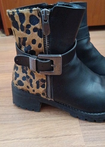 Kahverengi Leopar Desenli Tokalı Deri Bot - Görsel 4