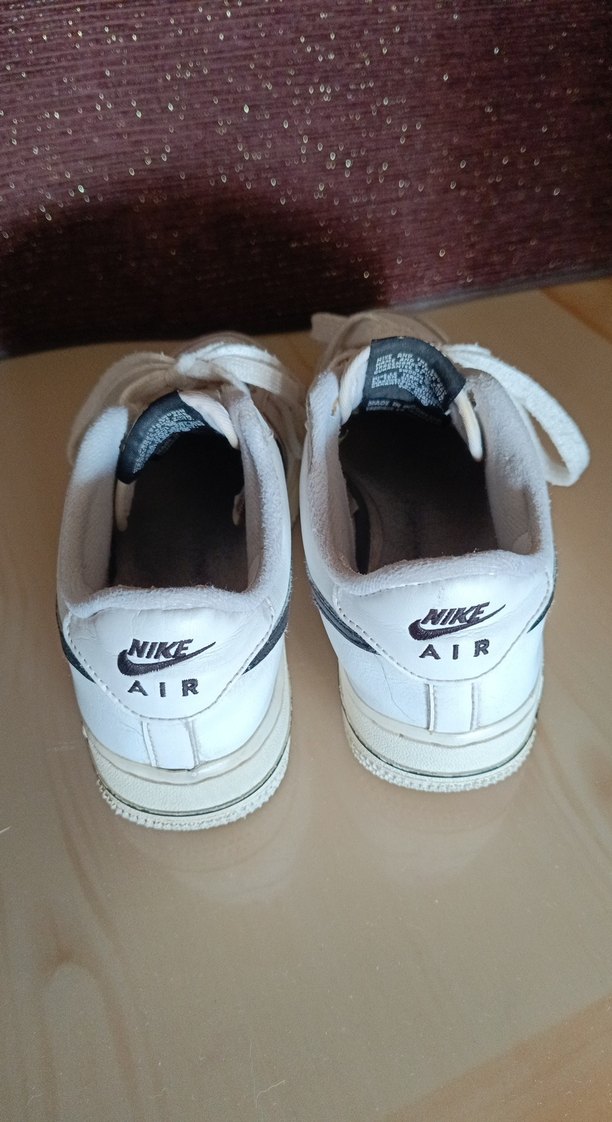 Beyaz Nike Air Force 1 Spor Ayakkabı - Görsel 3