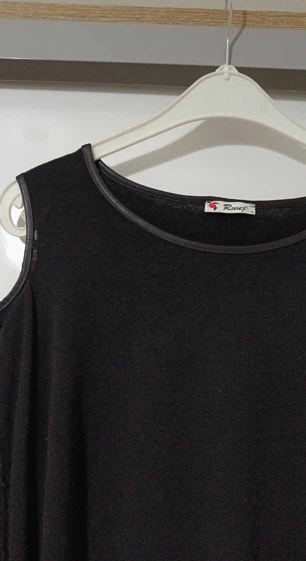 Uzun Kollu Omuzları açık Payetli Gotik Triko Tunik - Görsel 5