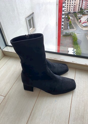 Siyah Süet İnce Topuklu Kadın Çizme - Görsel 3