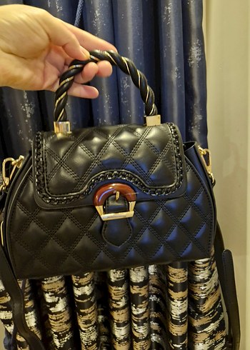 Siyah Deri Kapitone Kadın Çanta - Görsel 7