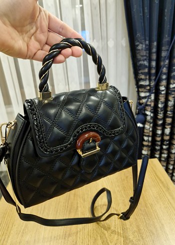 Siyah Deri Kapitone Kadın Çanta - Görsel 5