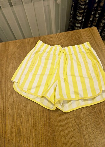 Sarı Çizgili deniz şortu - Görsel 2