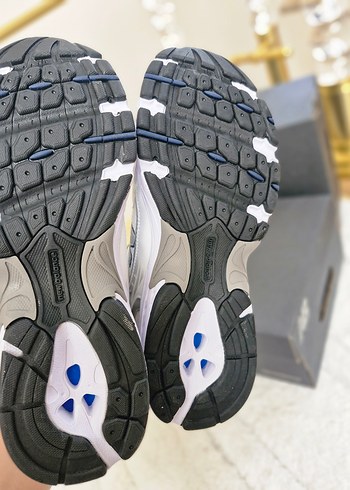 Beyaz New Balance Spor Ayakkabı - Görsel 5