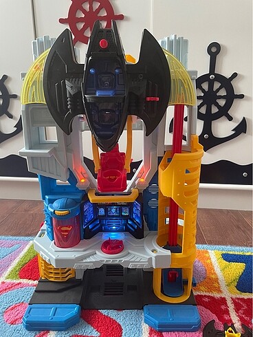  Beden Renk aquanic batman ve superman batwing uçağı