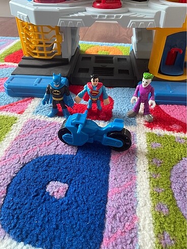 aquanic batman ve superman batwing uçağı