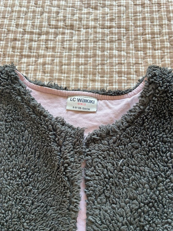 Kız Çocuk Gri Kürklü Kolsuz Yelek - Görsel 4