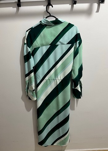 Yeşil Desenli Uzun Elbise - Görsel 2