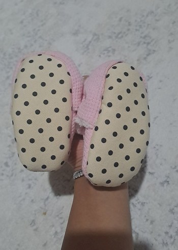16 Beden Kız Bebek Panduf