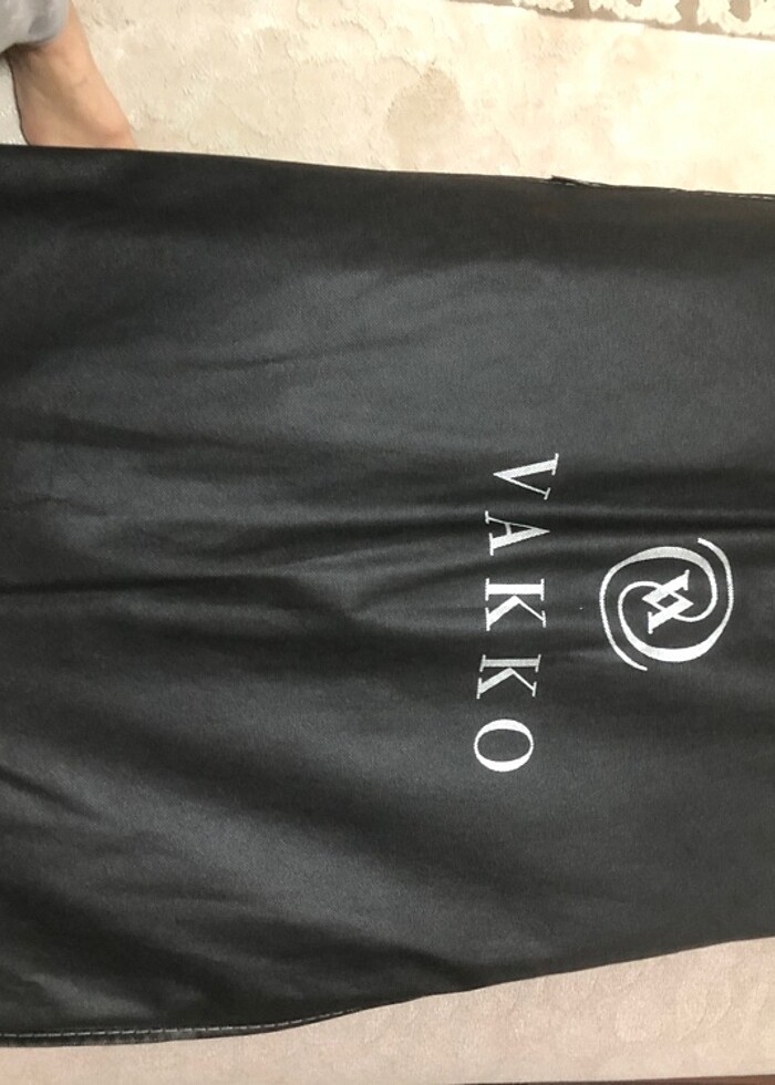 w colestıon kaşe vakko - Görsel 3