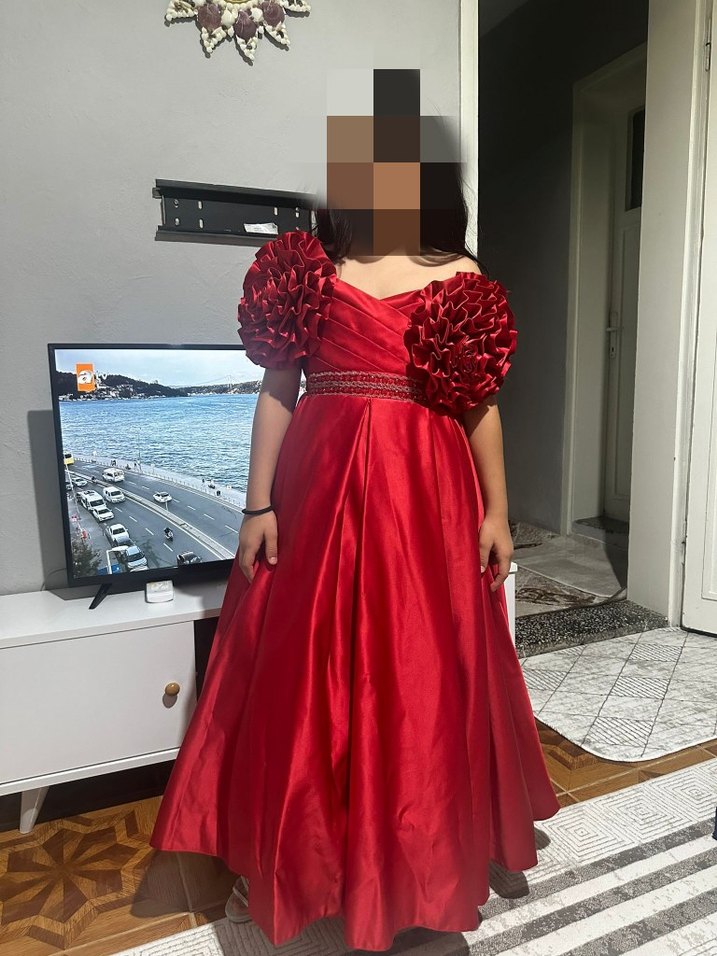 Parlak Kırmızı Fırfırlı Modern Klasik Kız Elbisesi - Görsel 2