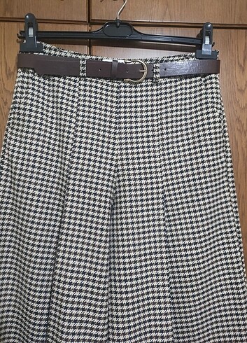 Etek-pantolon, cepli, fermuarlı. beden 38, boy:92cm, bel:77cm, k