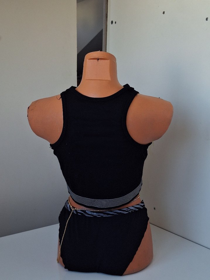 Siyah Mini Sporcu Atlet - Görsel 3