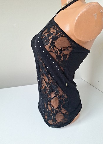 Siyah Dantel Detaylı Straplez Büstiyer - Görsel 4