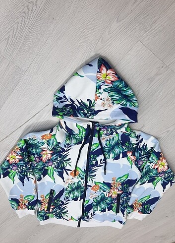 l Beden beyaz çiçekli kadın sweatshirt üst ceket