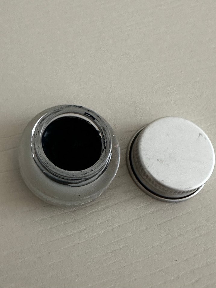 Maybelline jel eyeliner - Görsel 2