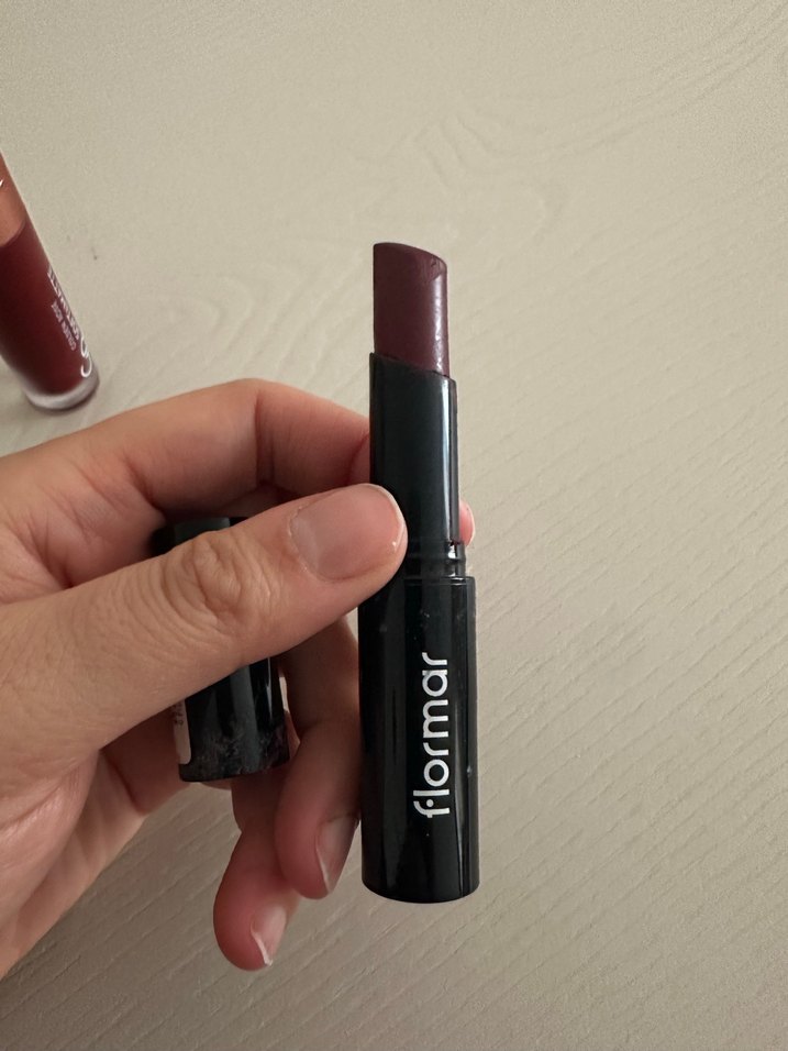 Flormar bordo Ruj - Görsel 3