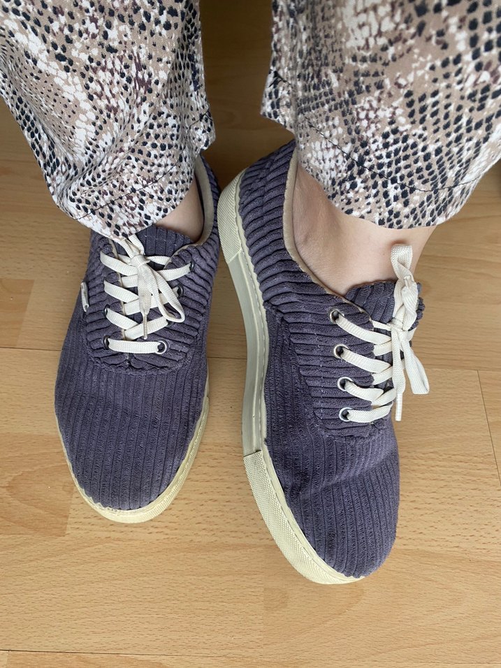 Gri Süet Bağcıklı Ayakkabı - Görsel 4