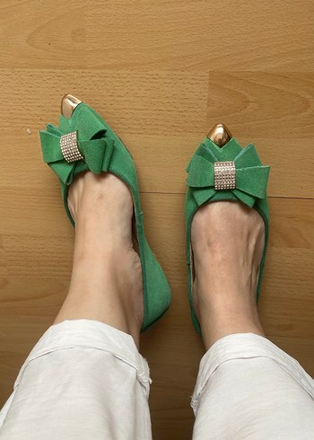 Yeşil süet fiyonklu babet - Görsel 4