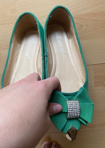 Yeşil süet fiyonklu babet - Görsel 10