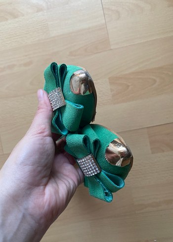 Yeşil süet fiyonklu babet - Görsel 12