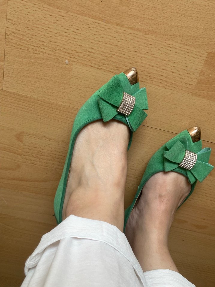 Yeşil süet fiyonklu babet - Görsel 5