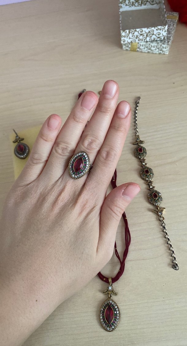Kırmızı İşlemeli Boncuklu Gümüş Bohem Kadın Takı Seti - Görsel 3