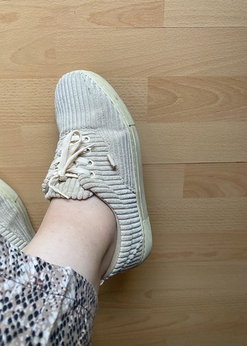 Beyaz Pliseli Keten Kadın Sneakers - Görsel 3