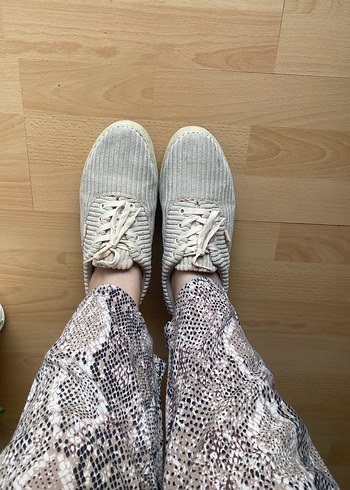 Beyaz Pliseli Keten Kadın Sneakers - Görsel 4