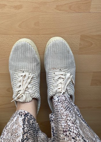 Beyaz Pliseli Keten Kadın Sneakers - Görsel 2