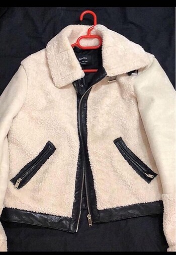BERSHKA MONT