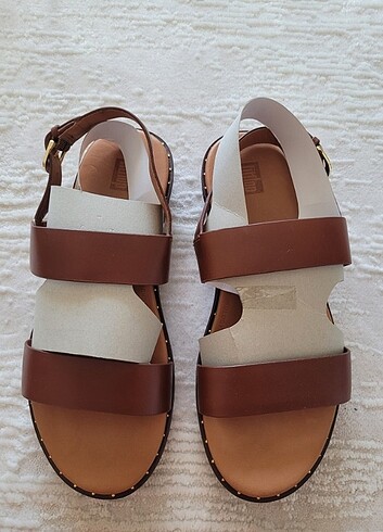 Ingiltere'den Mağazasından Fitflop Sandalet