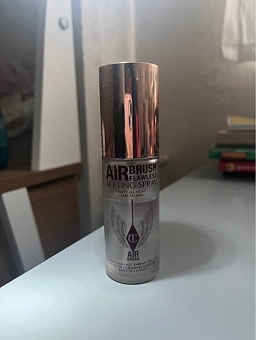 Charlotte tilbury makyaj sabitleyici orjinal